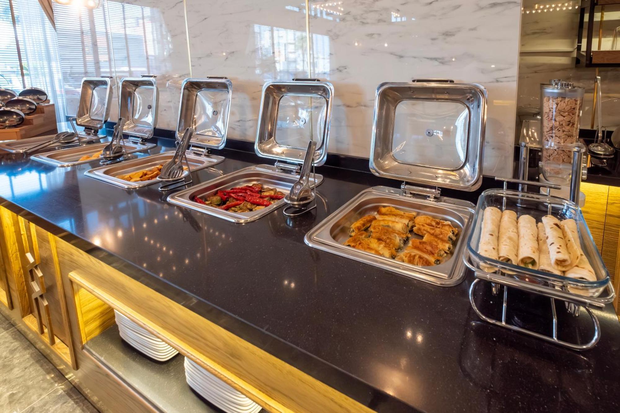 Park Dedeman Mersin Marina Çiftlik Exterior foto