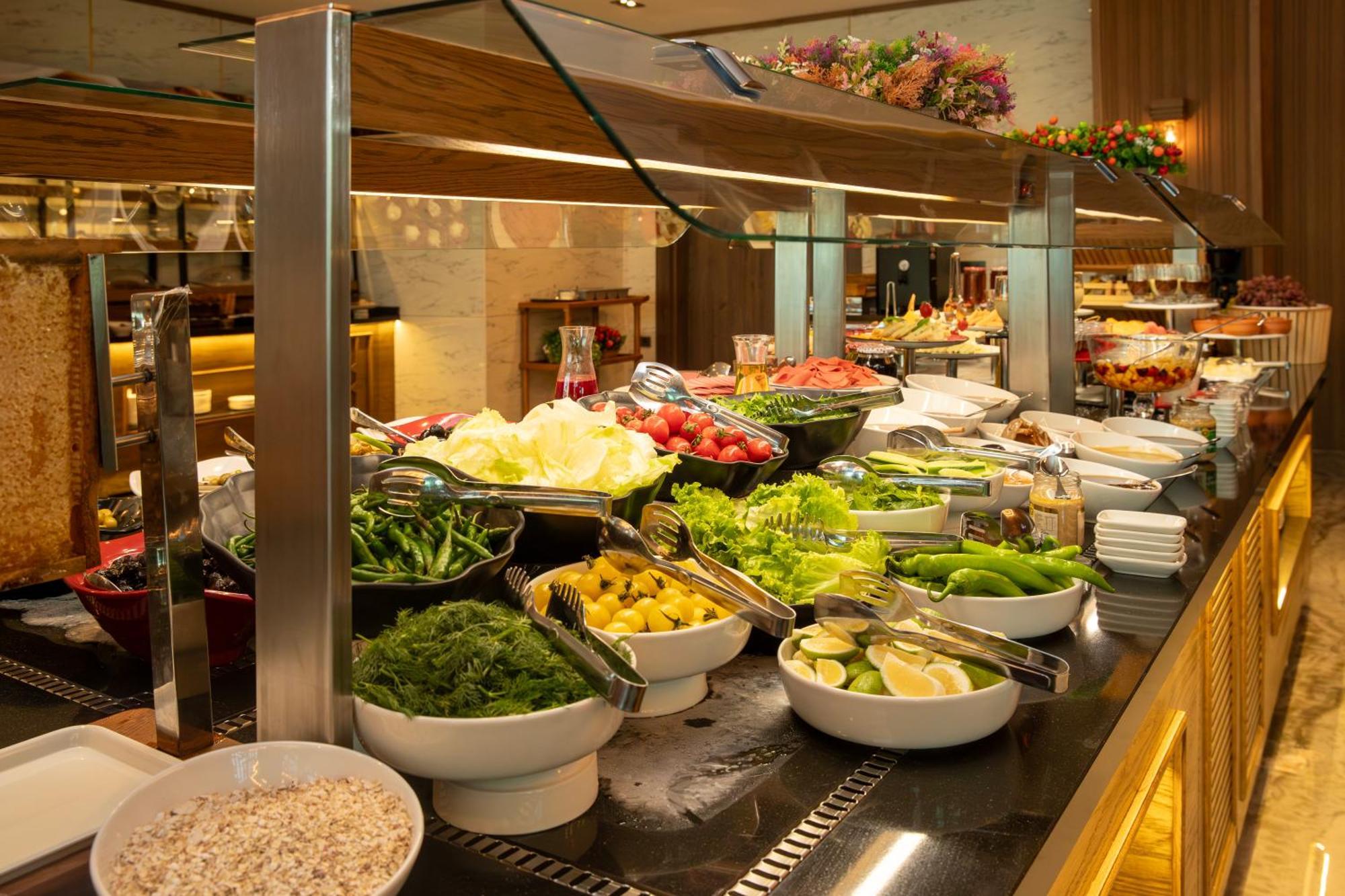 Park Dedeman Mersin Marina Çiftlik Exterior foto
